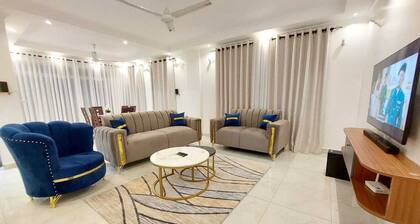 luxury and elegant home near world waters,Nyali beach, Nyali centre for family