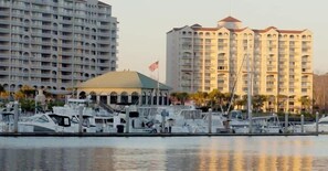 Marina - Emerald Tide Suite at Yacht Club Villas (North Myrtle Beach)