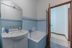 Bidet