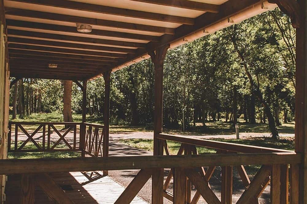 Lakeside Chalet at Moncontour Park