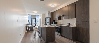 Modern Fully Furnished 1 Bedroom Apartment Unit 5