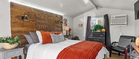 WiFi, bed sheets