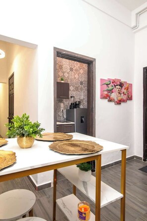 Dining - Elegant Historic 2BR with Quiet Patio Walk to Zocalo (Mexico City)