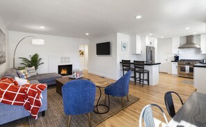 TV, fireplace - Dana Point Lantern District Retreat- Beach Close!! (Dana Point)