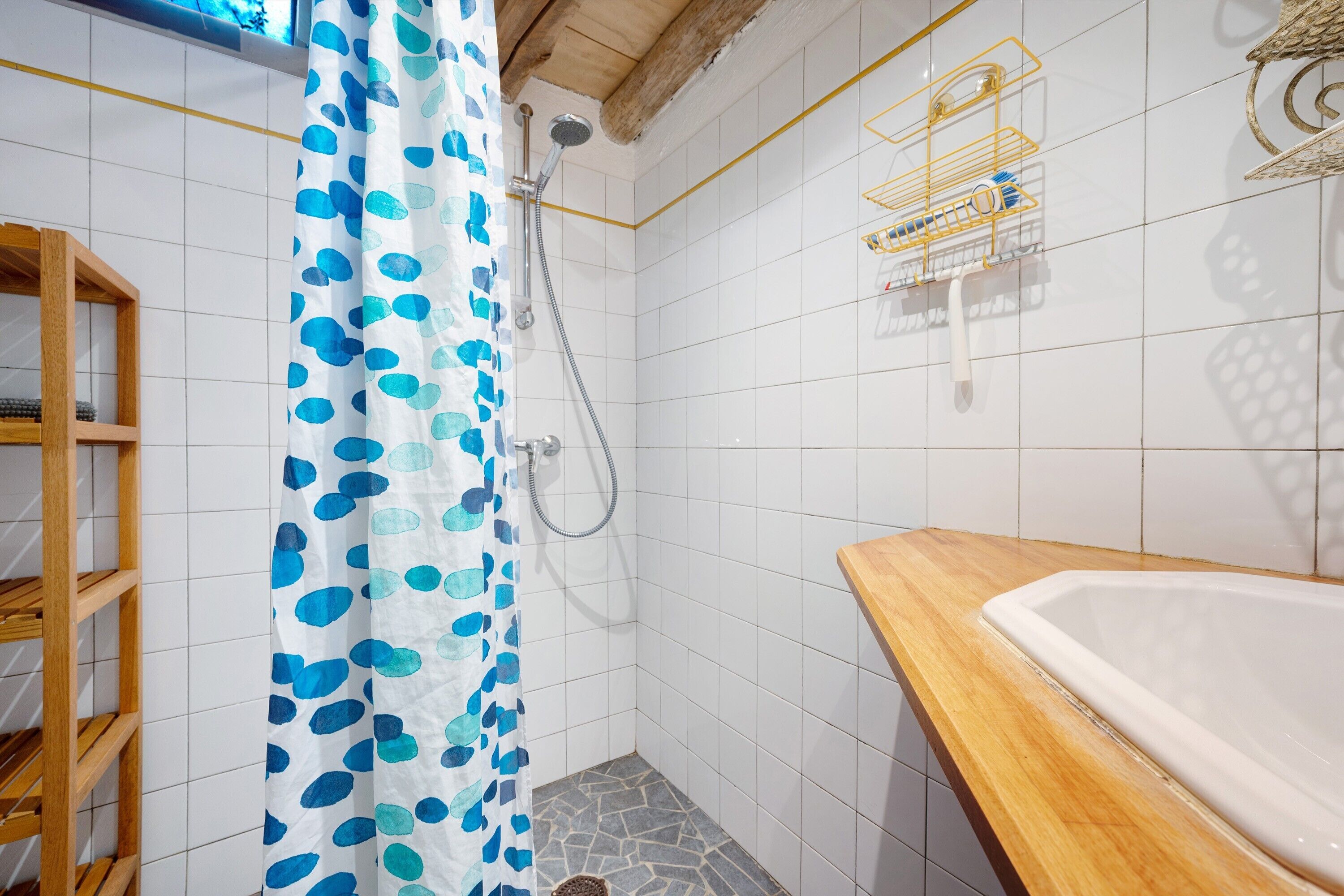 Dusj og hårføner