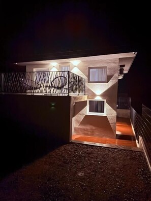 Villa, 2 Schlafzimmer, Balkon, Bergblick | Unterkunftsgelände