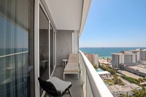 Property grounds - W Residences | High Floor 1-Bed | Ocean View (Fort Lauderdale)