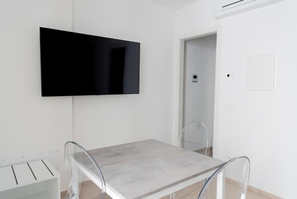 Appartement, balcon, vue sur la ville | Restauration
