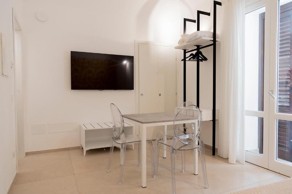 Comfort Apartment, Balcony | Dining