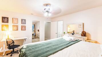 3 Schlafzimmer, Bügeleisen/Bügelbrett, Internetzugang, Bettwäsche