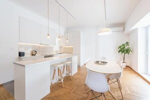 Private kitchen - Athens Spacious Penthouse - City Center & Metro (Athina)