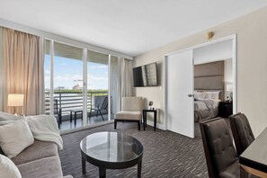 1 bedroom, iron/ironing board, free WiFi, bed sheets - Gallery One  Spa  Heated Pool   Boat Taxi (Fort Lauderdale)