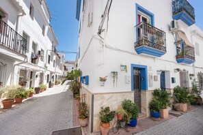 Exterior - Apartment 'Casa D’Amelia' with Sea Views, Wi-Fi, and Air Conditioning (Ojén)