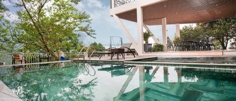 Deluxe Villa, Mountain View | Premium bedding, minibar, individually decorated, individually furnished