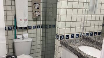 Comfort Studio, Courtyard View | Bathroom