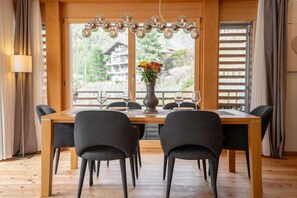 Dining - Luxury Alpine Duplex with Matterhorn Views & Sunny Panoramic Balcony (Zermatt)