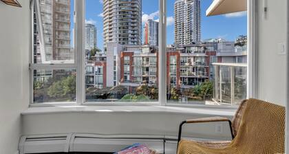 Cozy 1B+2SB+1Bth fully loaded, Amenities on Point!