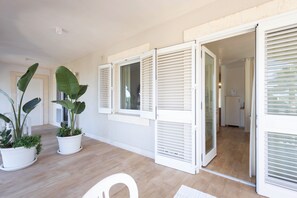 Interior - Apartment 'Don Onofrio - Lavinia' with Mountain View, Wi-Fi and Air Conditioning (Monopoli)