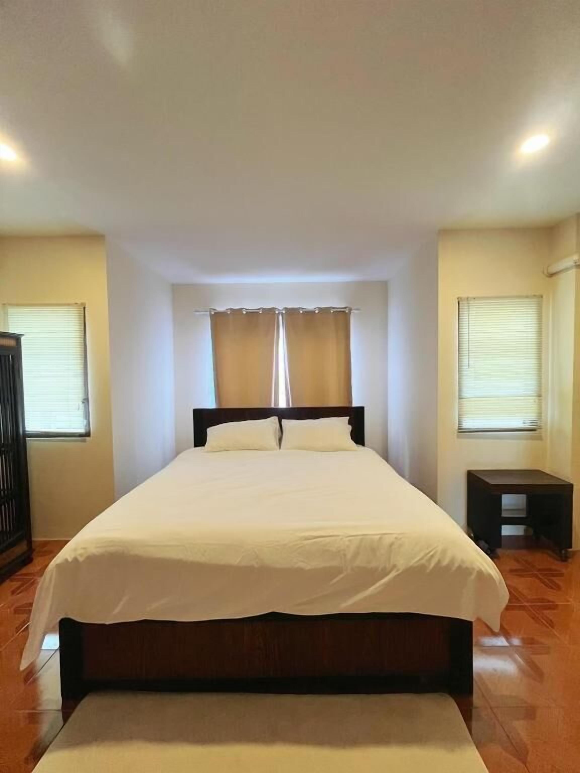 Deluxe Double Room | Free WiFi