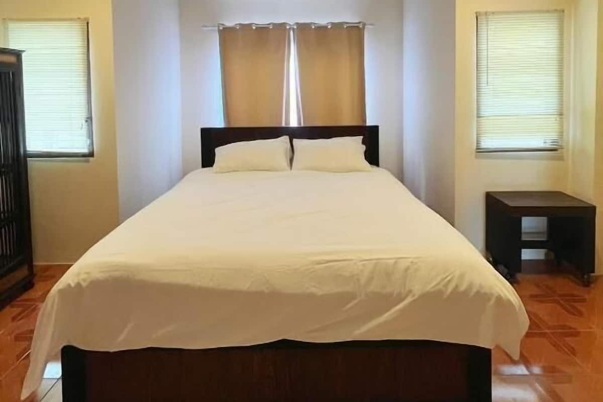 Deluxe Double Room | Free WiFi