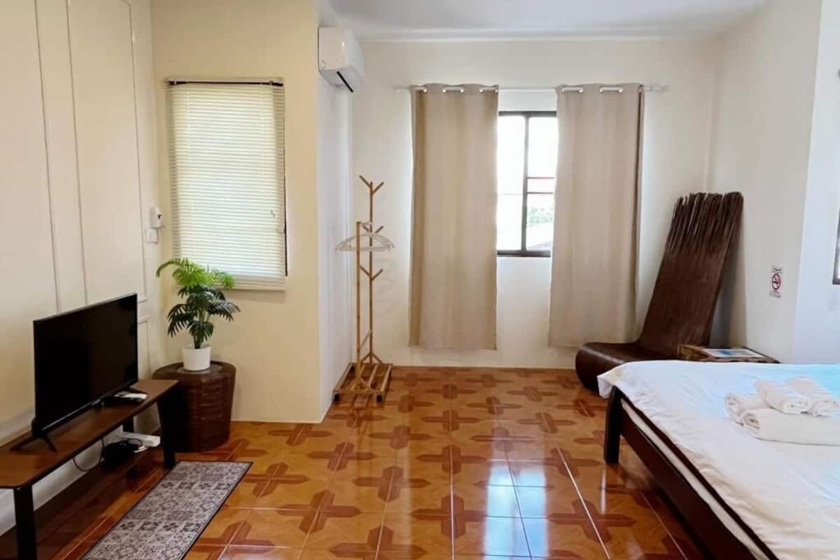 Standard Double Room | Free WiFi