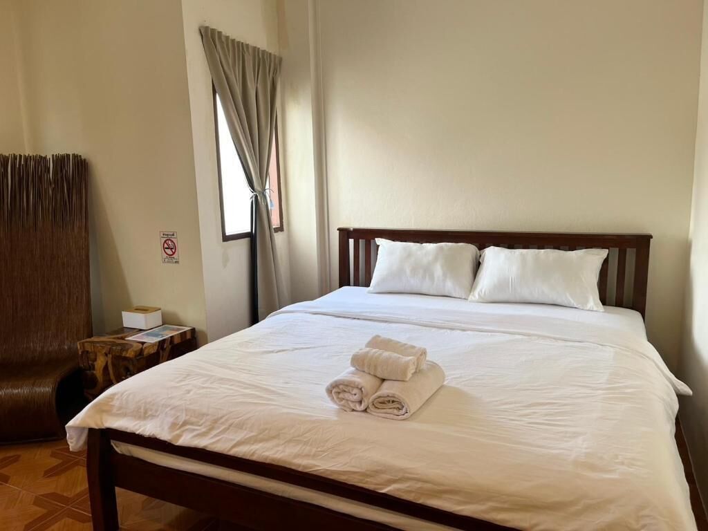 Standard Double Room | Free WiFi