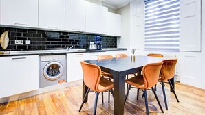 Superior Apartment, Non Smoking | Dining - Hybrid Resi Battersea (London)