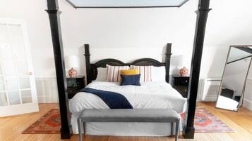 Ferros/tábuas de passar roupa, Wi-Fi, roupa de cama