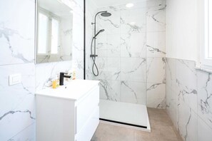 Apartment | Bathroom - Cosy Apartment in Central Antwerp (Antwerp)