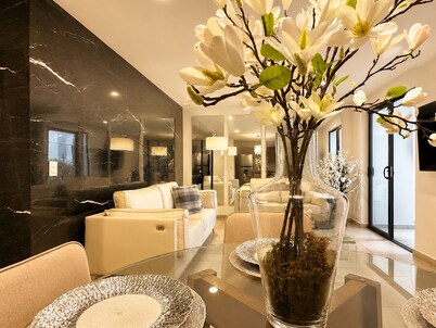     Modern Luxury Apartment in San Salvador