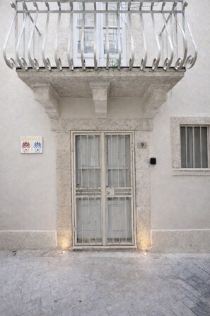 Exterior detail - Ortigia 9 Holiday House in the heart of the island of Ortigia (Siracusa)