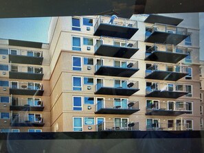 Exterior - Ocean View 1-bedroom condo For the 4th Weekend in pleasant Seaside (Seaside)