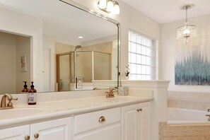 Bathroom - La Siesta (Port St. Joe)
