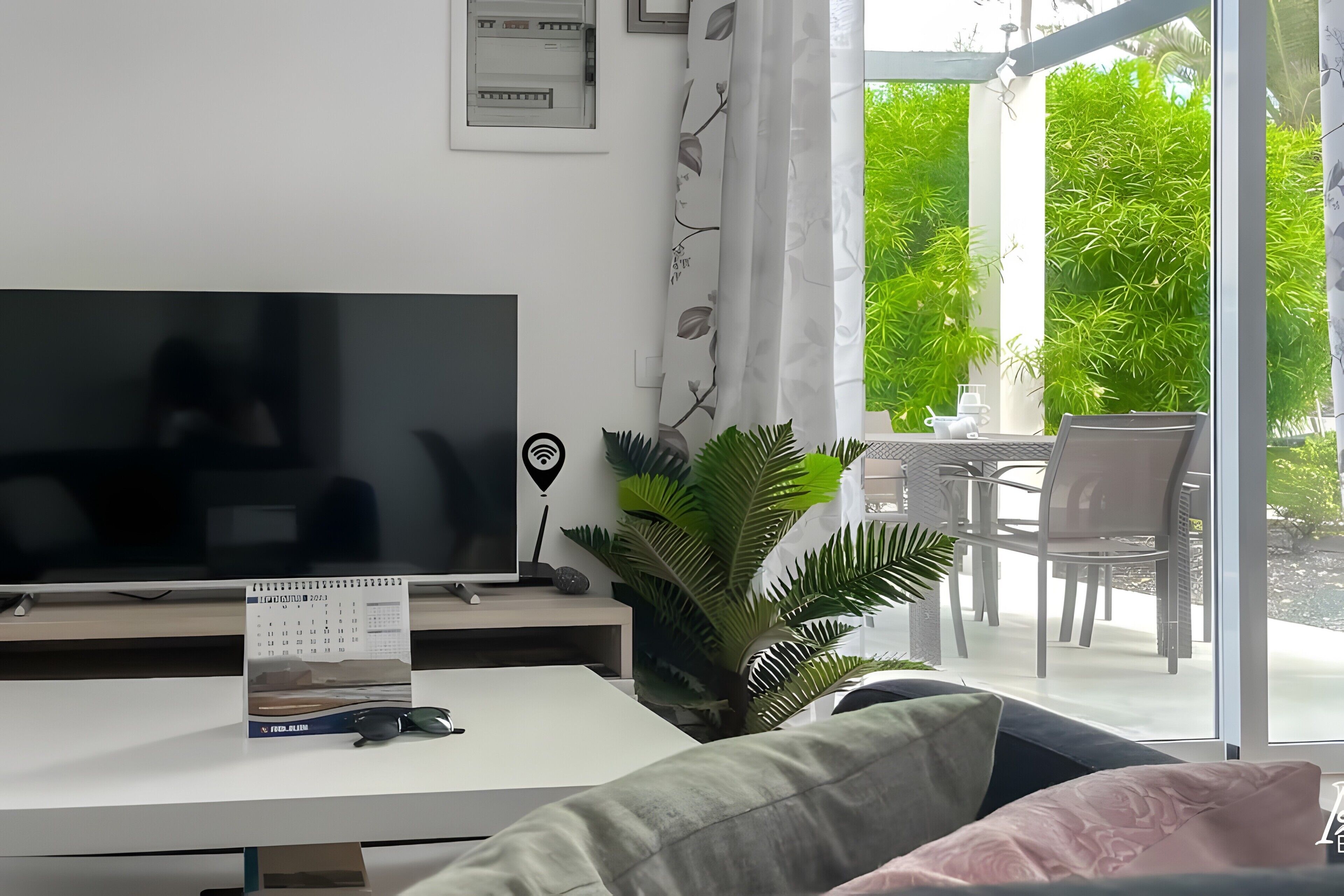 Fernseher