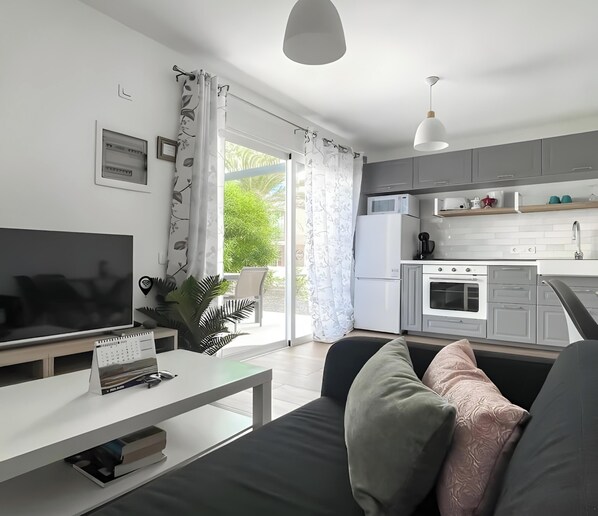 Fernseher
