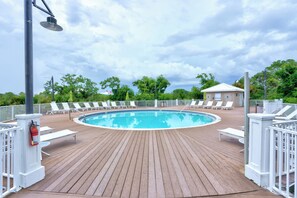 Outdoor pool, a heated pool - Luxury 14th floor condo. Amazing beach and sunset views. Private beach access. (, Panama City Beach)
