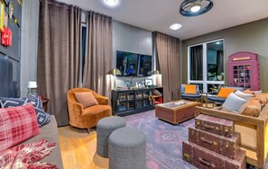 TV, offices - LUX 4BR/4BA Home w/ Game Rm & Hot Tub | Sleeps 12+ (Nashville)