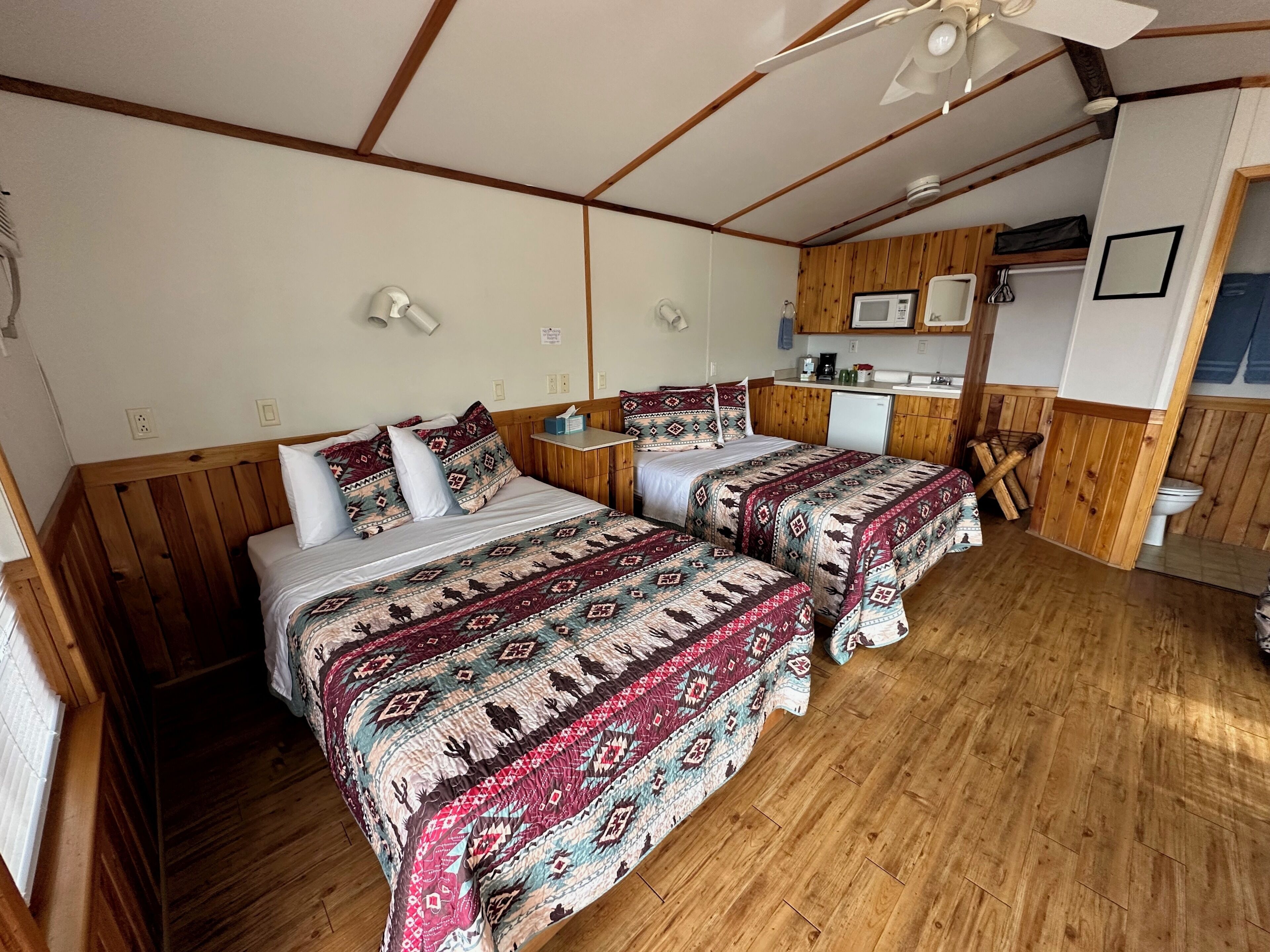 Standard Double Room, Kitchenette, Desert View | Free WiFi