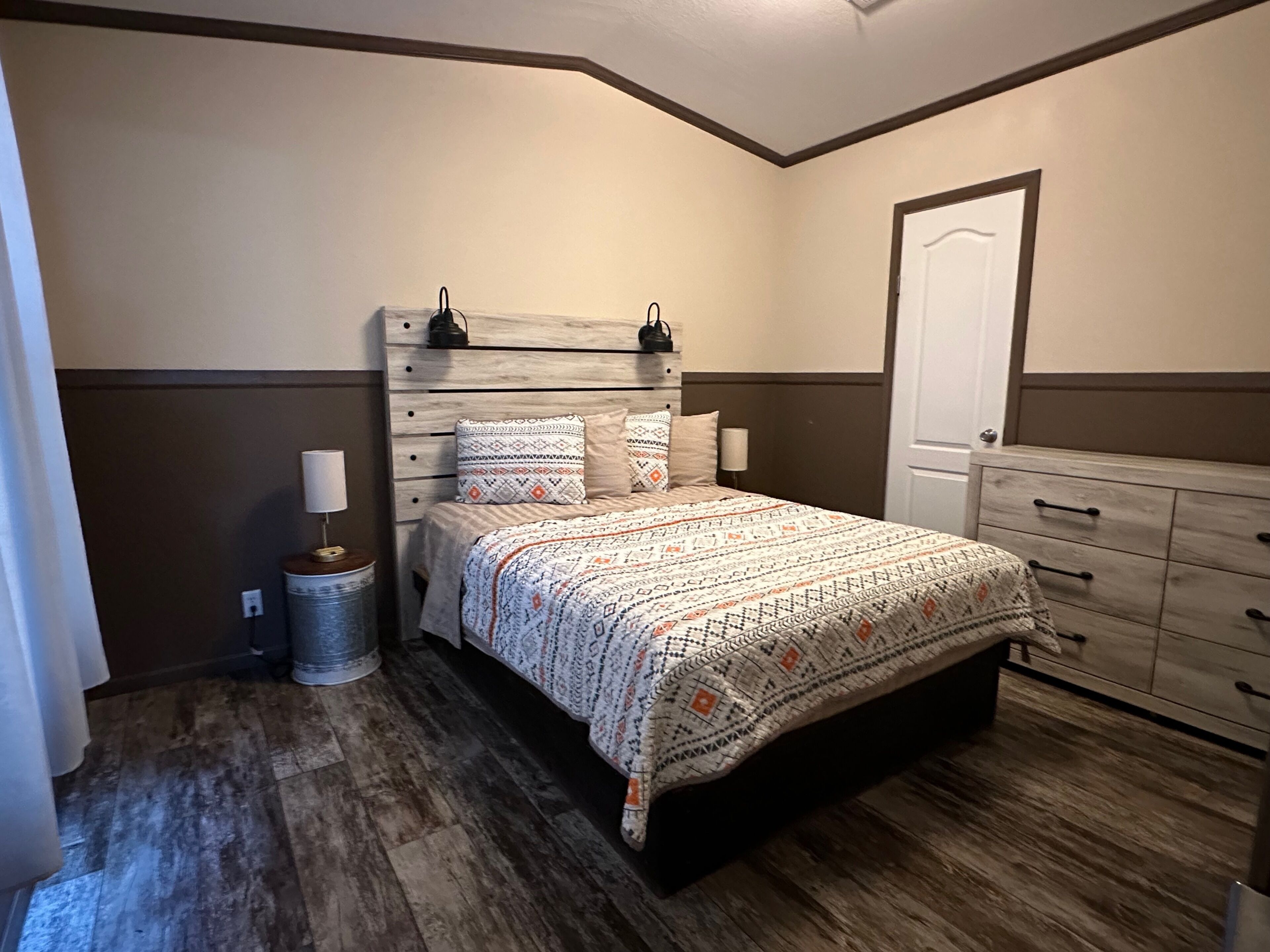 Classic Cottage, 2 Bedrooms, Kitchen, Mountain View | Free WiFi