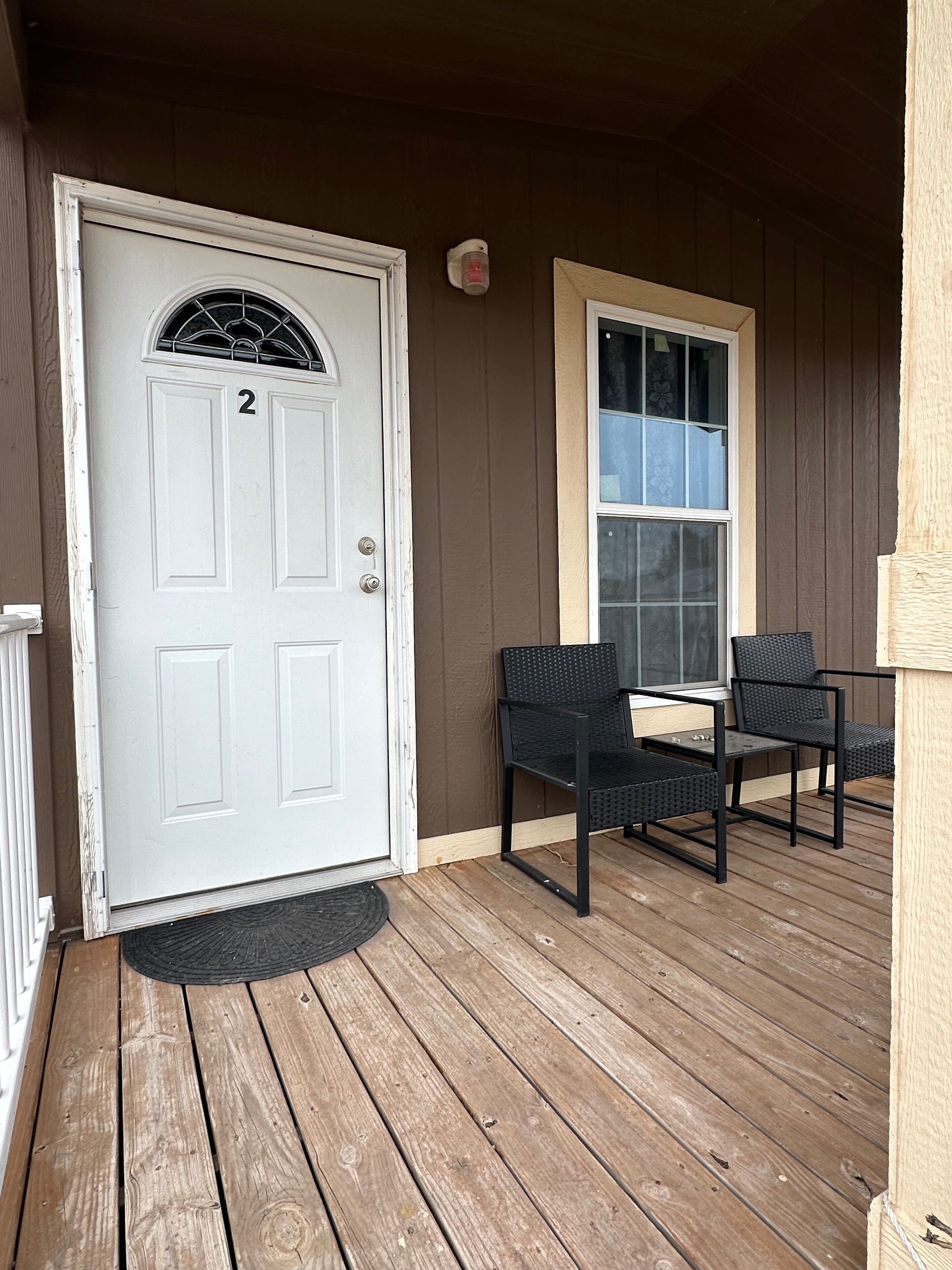 Chaumière classique, 2 chambres, cuisine, vue sur la montagne | Terrasse/patio