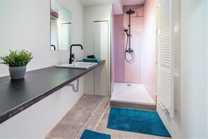 Apartment | Bathroom - The Industrial Apartments 2bbknon Smkwi-fi (Antwerp)