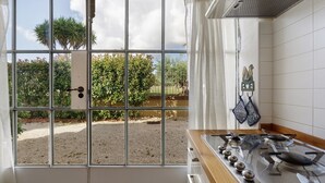 Private kitchen - Magical Country House near Rome with Hot Tub (Genzano di Roma)