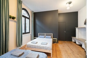 Apartment | 2 bedrooms - Spacious Riverside Apartment for 9 (Antwerp)
