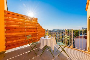 Outdoor dining - Modern Apartments in Durres 100M from the Beach (Durres)