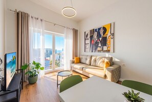 TV - Modern Apartments in Durres 100M from the Beach (Durres)