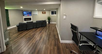 Lost Villages Stay South Stormont | 3BR/2 full WR+BBQ+Fire pit+Games Room