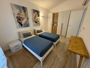 Bügeleisen/Bügelbrett, WLAN, Bettwäsche