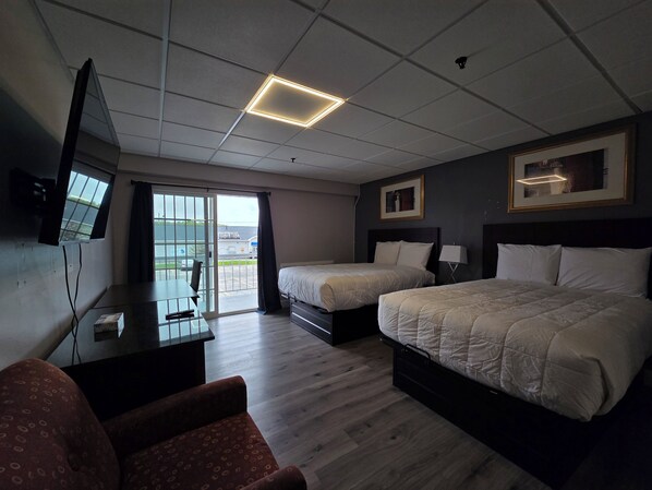 Deluxe Room, 2 Queen Beds, Balcony | Minibar, free WiFi, bed sheets - Saffron Inn (Auburn)