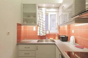 Private kitchen - Cozy & Luxury house + city center + 70m2 (Athina)