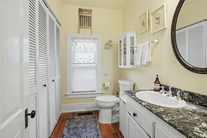 Signature huis, 3 slaapkamers, tuin | Badkamer